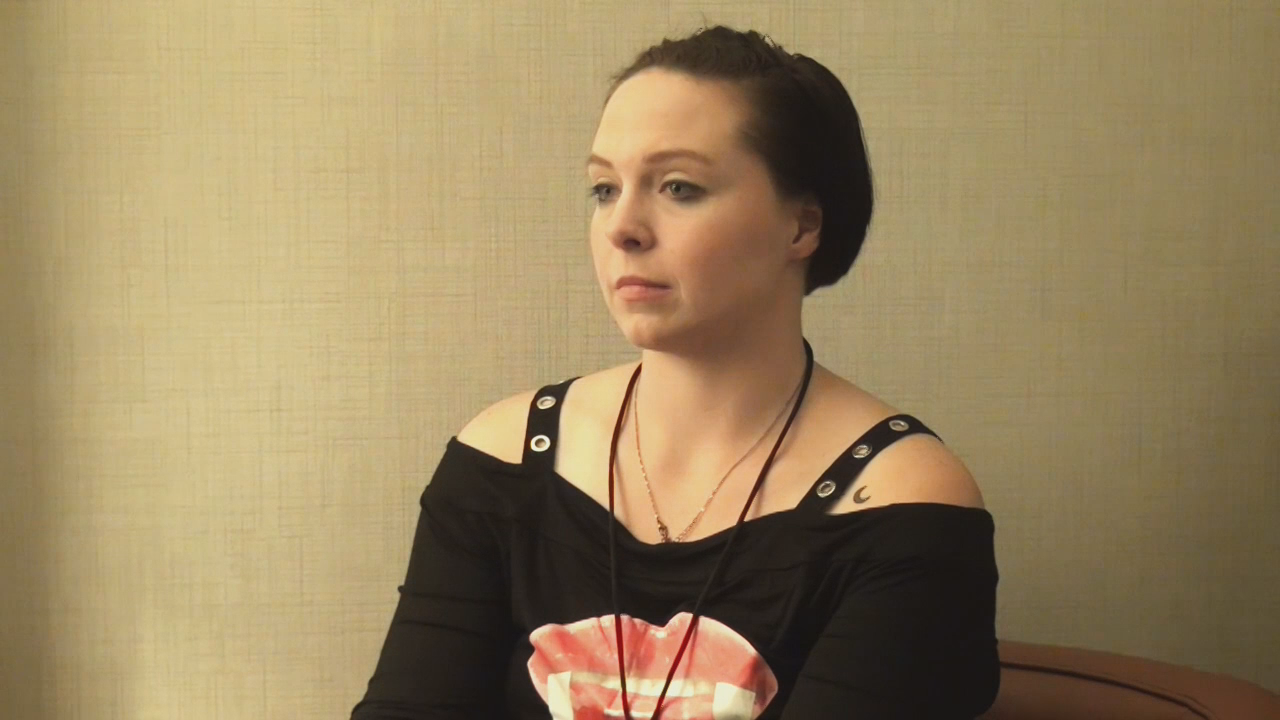 Now U KNOW with Sam Hedden - 002 - Gwen Ruhoff